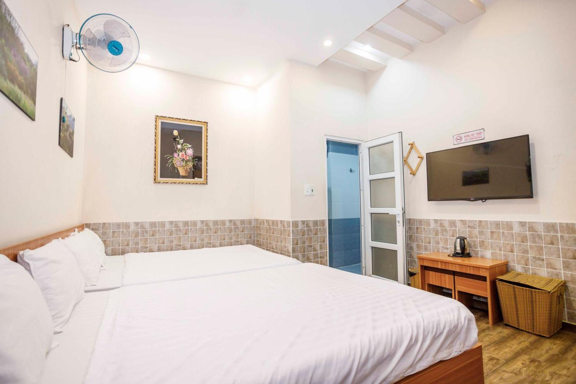 Thanh Anh 2 Hotel - Gan Cho Dem Đà Lạt Exterior foto