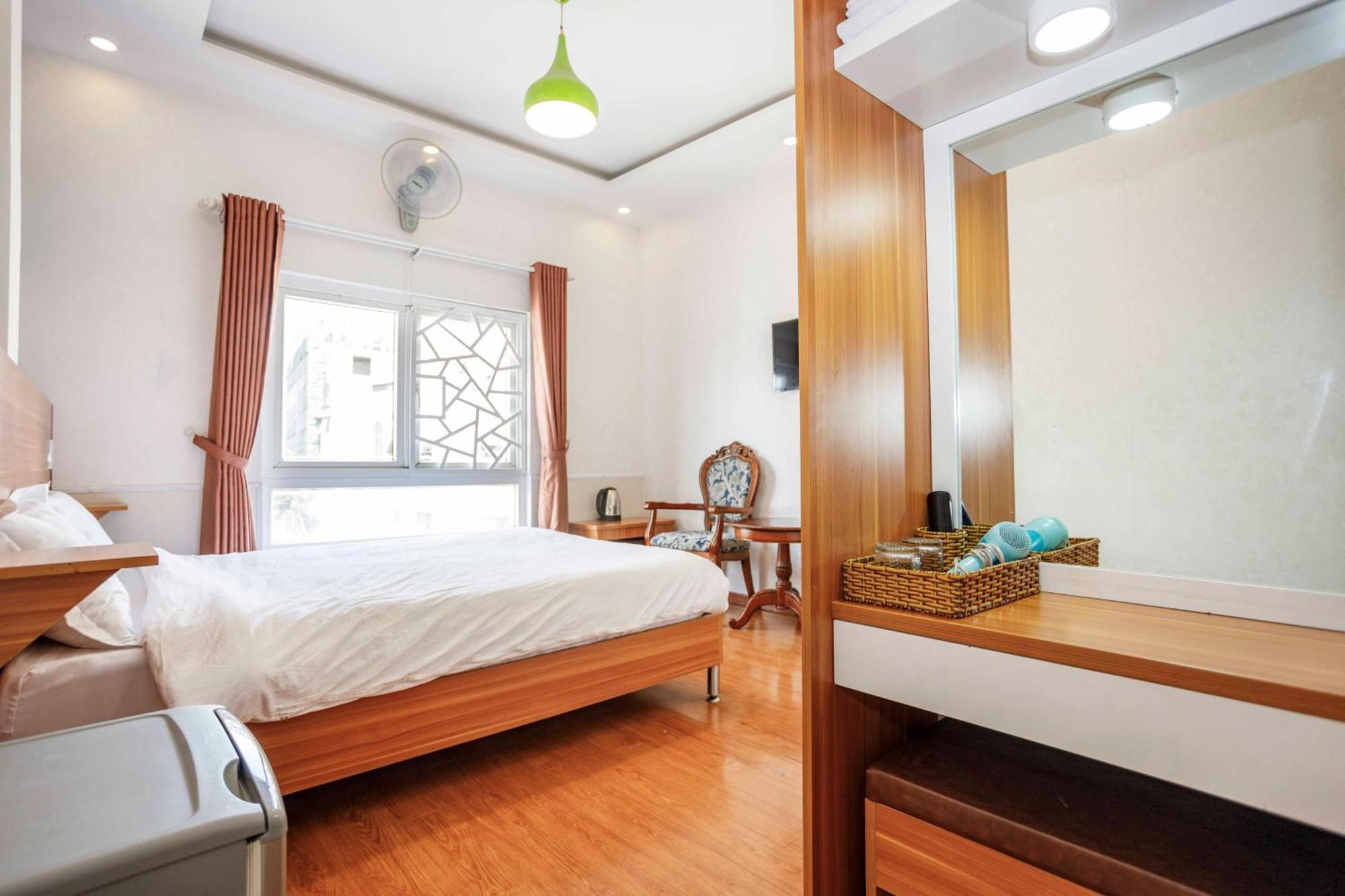 Thanh Anh 2 Hotel - Gan Cho Dem Đà Lạt Exterior foto